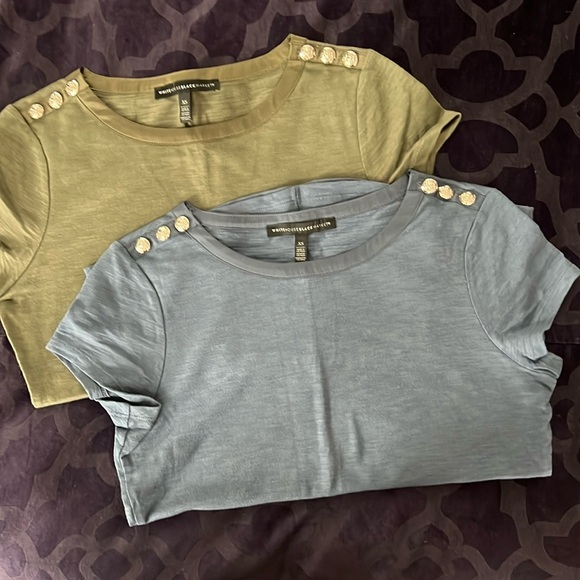 White House Black Market Set of 2 Slub Short Sleeve T shirts Sz XS Blue / Olive - Picture 1 of 4